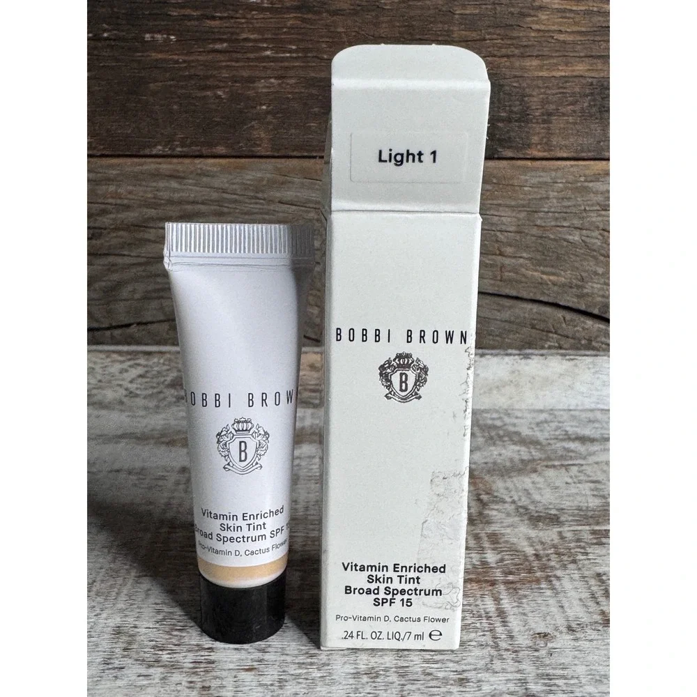 Bobbi Brown Vitamin Enriched Skin Tint Light 1 Travel Mini 7ml MSRP $15